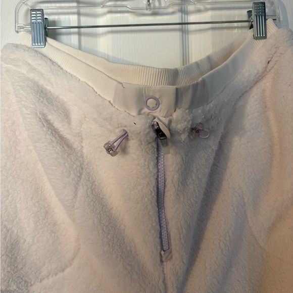 BRAND NEW WITH TAGS FP MOVEMENT FLEECE JOGGERS! SO COZY - Picture 4 of 5